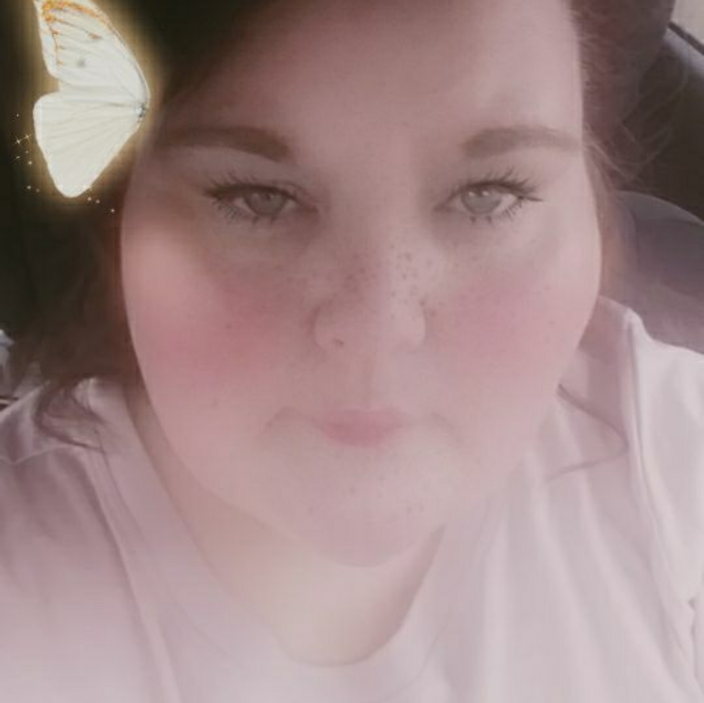 Meet your Posher, Andrea